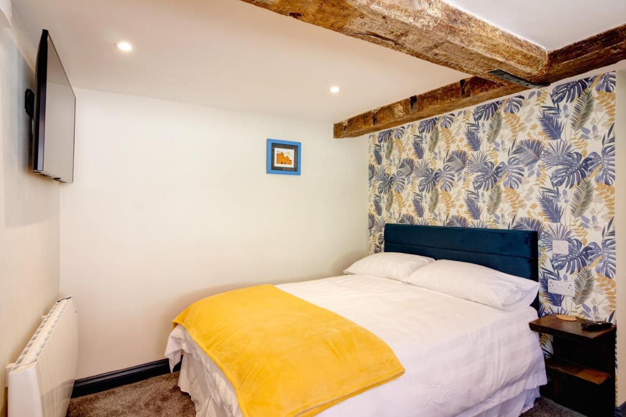 Bed and Breakfast Green Parrot House à Devizes Extérieur photo